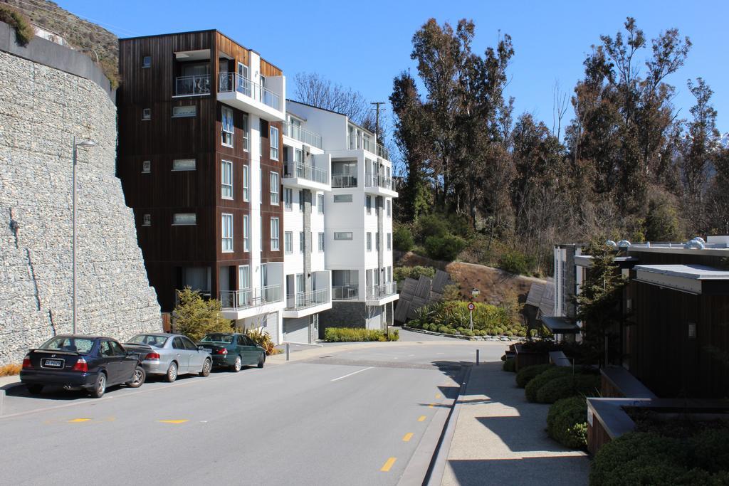 Queenstown Village Apartments Экстерьер фото