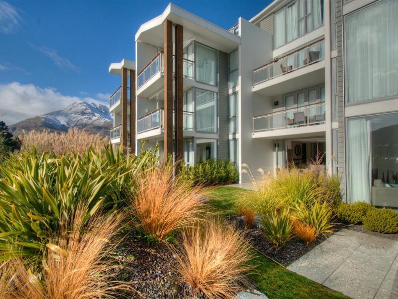 Queenstown Village Apartments Экстерьер фото