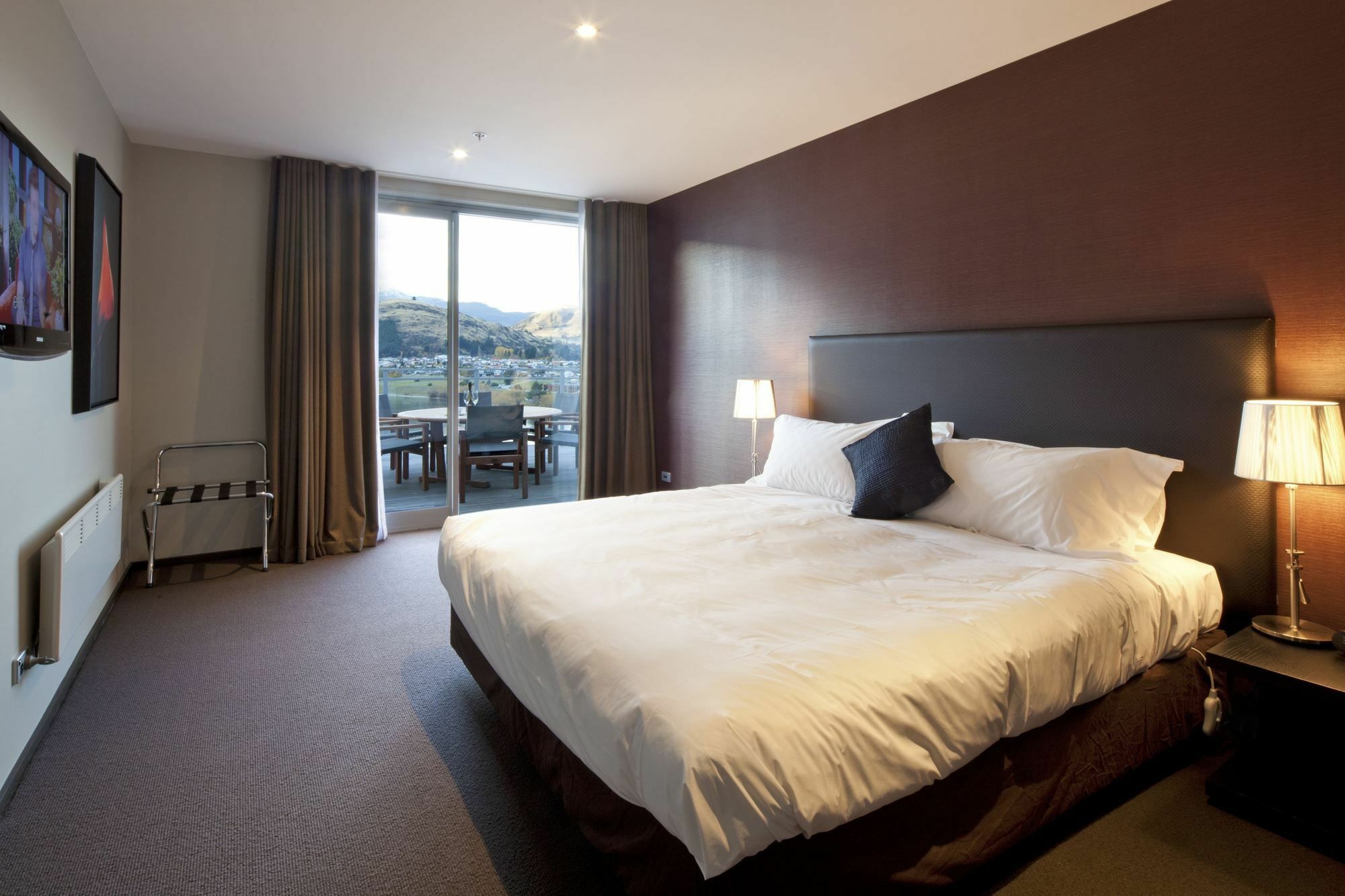 Queenstown Village Apartments Экстерьер фото