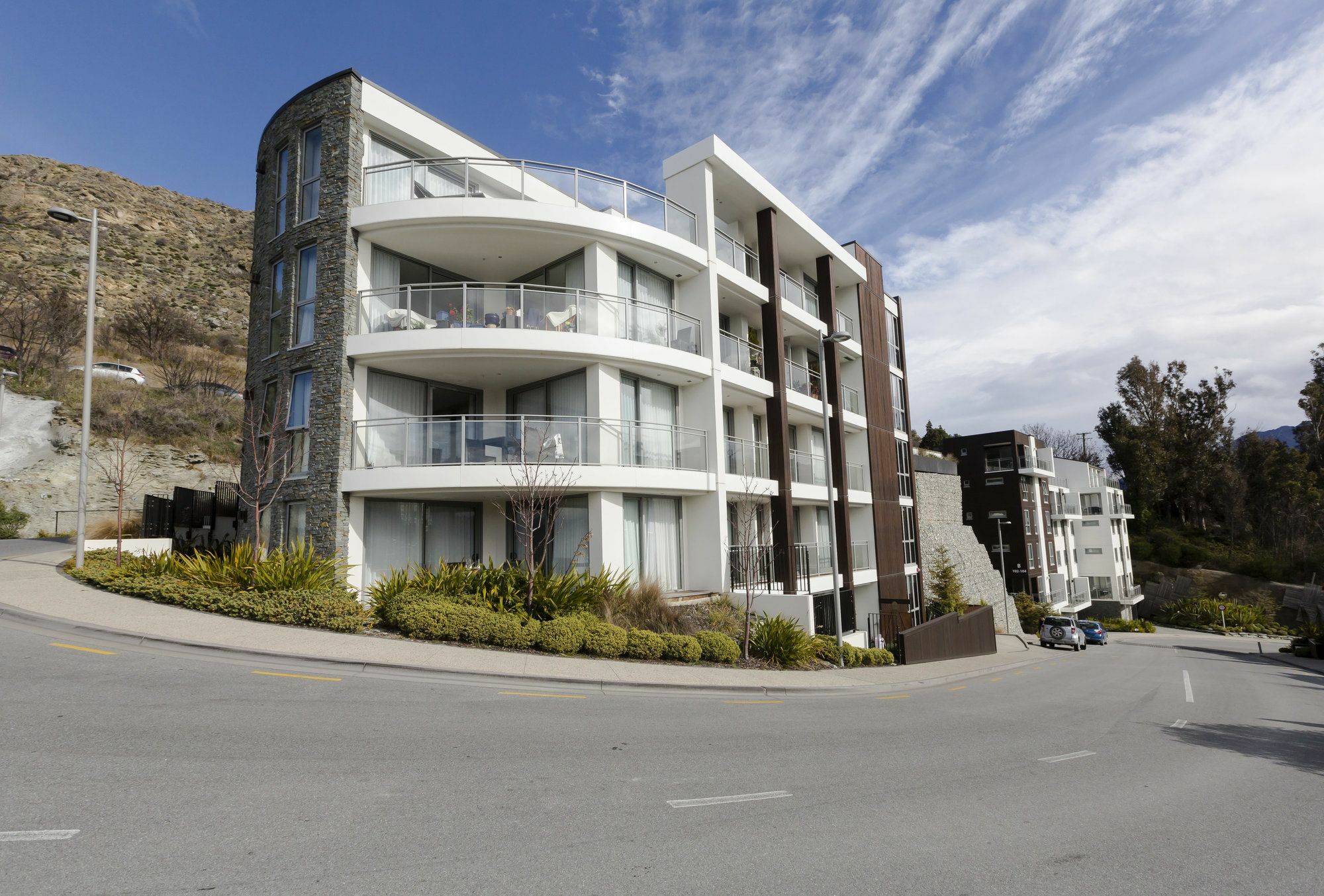 Queenstown Village Apartments Экстерьер фото